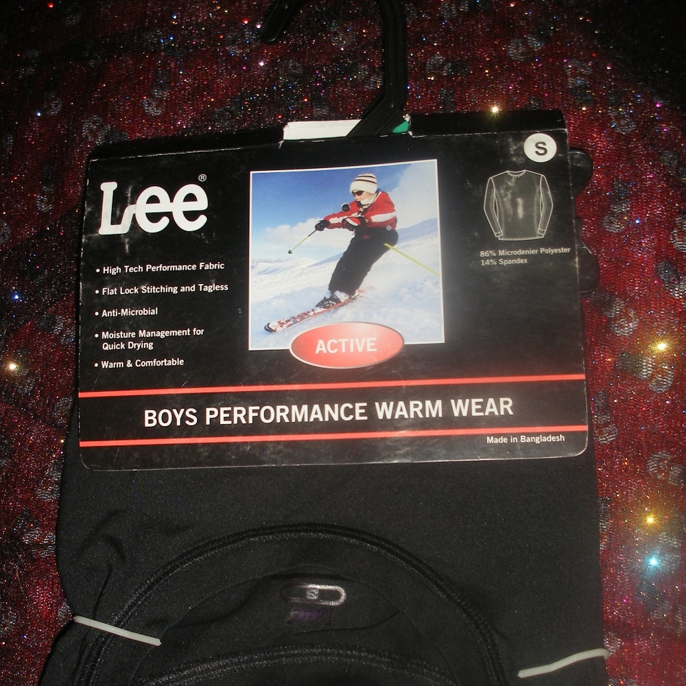 LEE BOYS ACTIVE PERFORMANCE WARM WEAR TOP-BLACK-SM